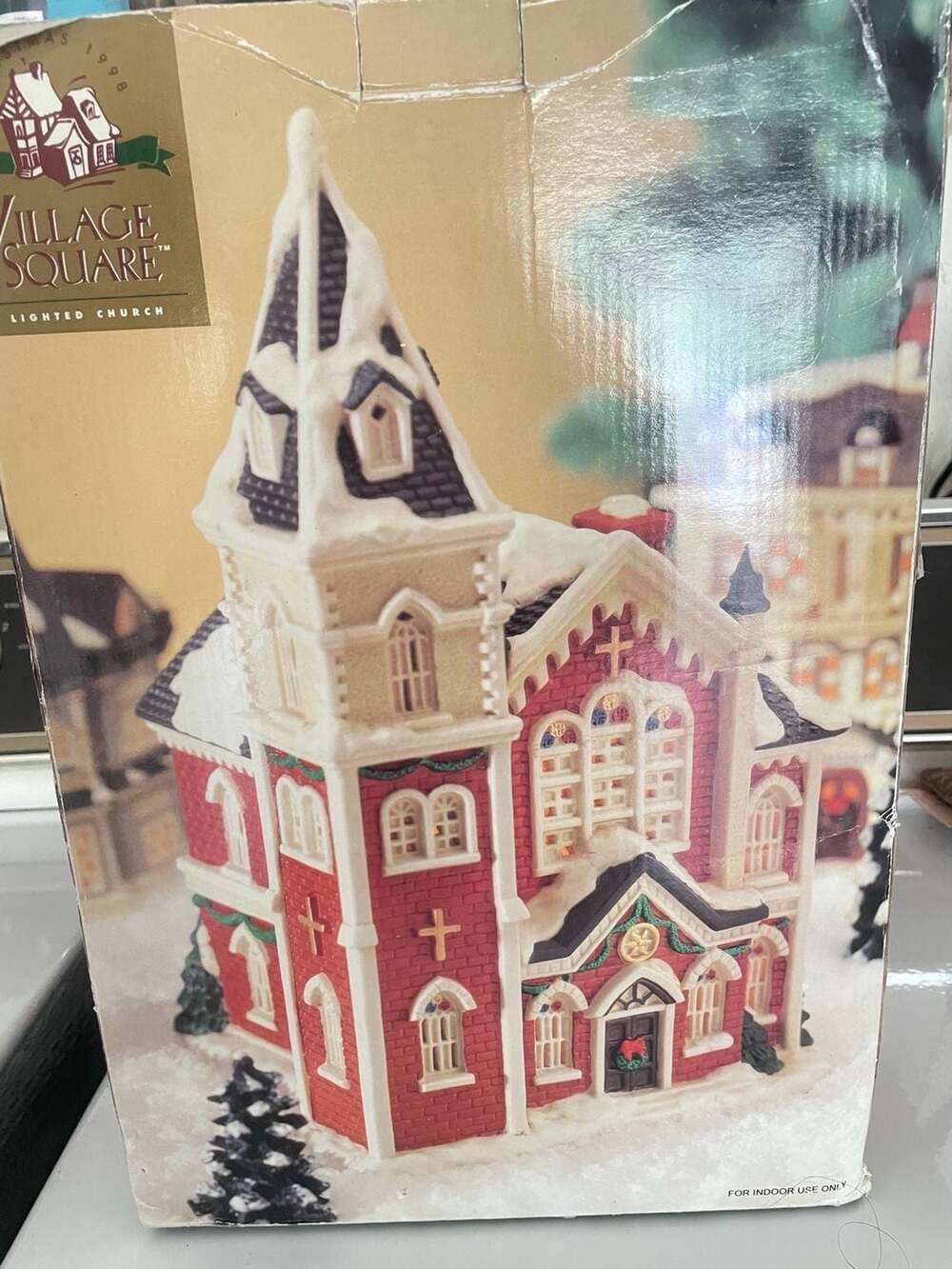 Village Square 1998 Christmas Lighted Church Decor